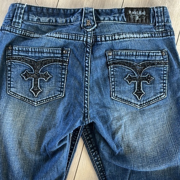 Rock & Roll Cowgirl Denim - Rock & Roll cowgirl low rise boot cut jeans size 31